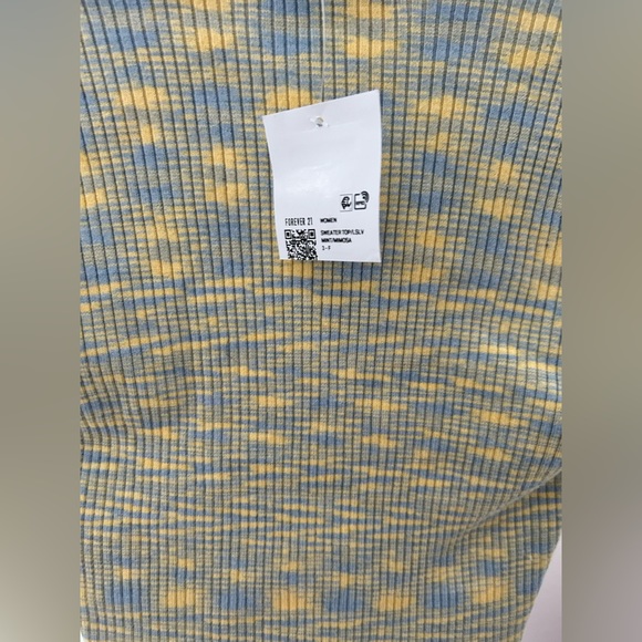 Forever 21 Top - Picture 4 of 6